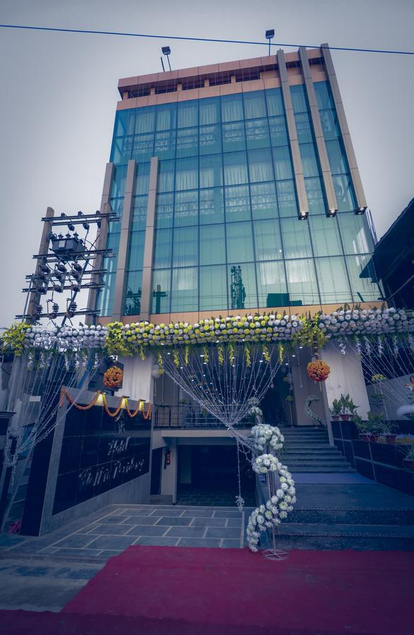 Hotel Welkin Residency Tezpur ภายนอก รูปภาพ