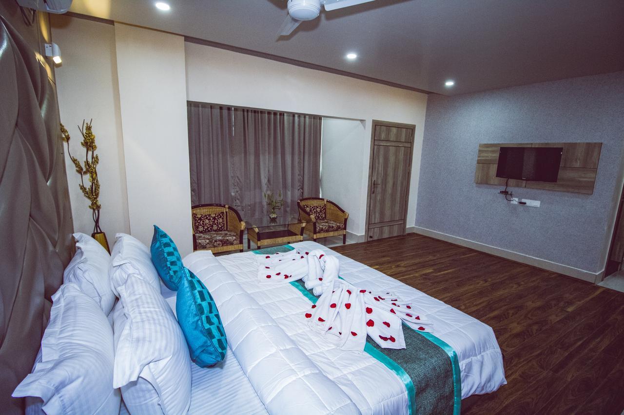 Hotel Welkin Residency Tezpur ภายนอก รูปภาพ
