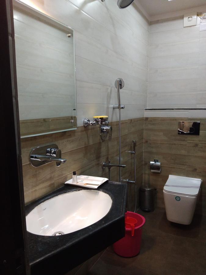Hotel Welkin Residency Tezpur ภายนอก รูปภาพ