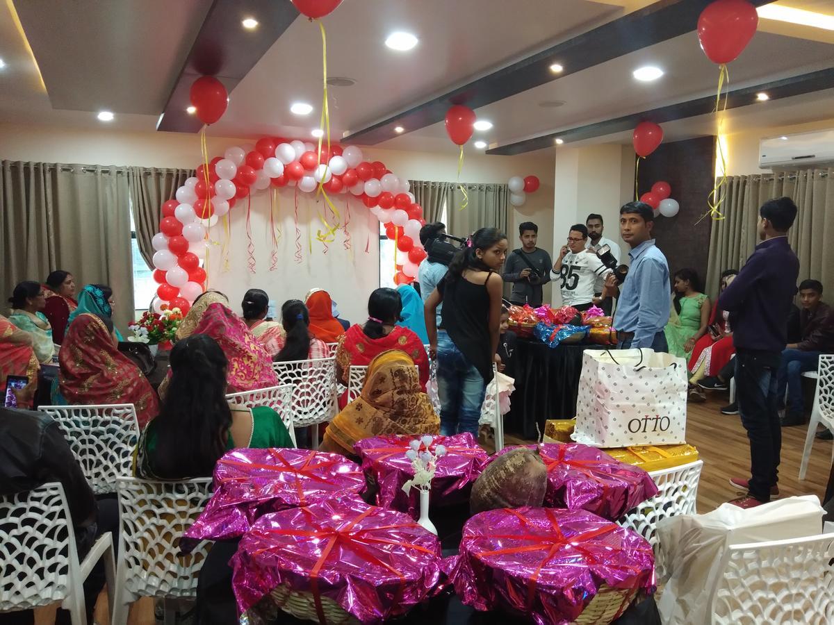 Hotel Welkin Residency Tezpur ภายนอก รูปภาพ