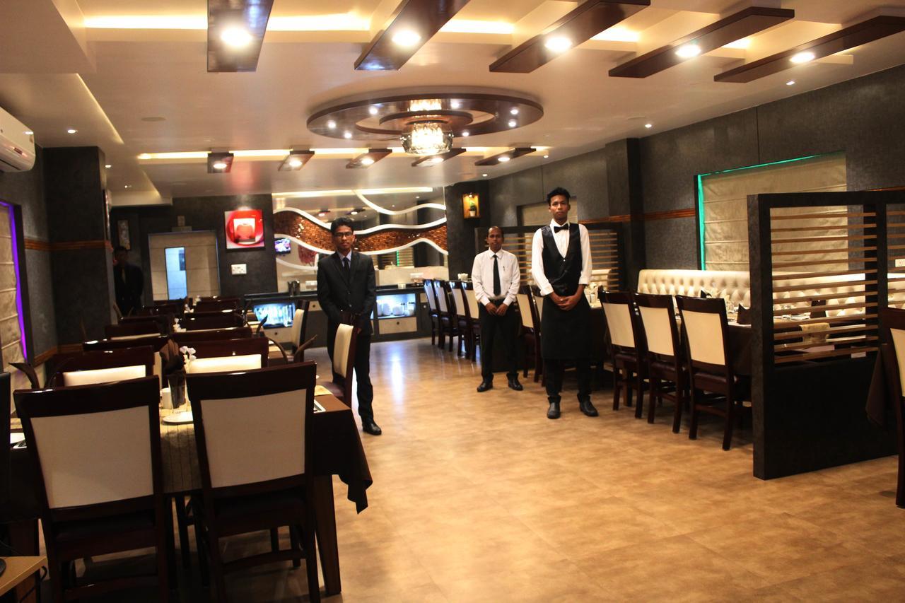 Hotel Welkin Residency Tezpur ภายนอก รูปภาพ